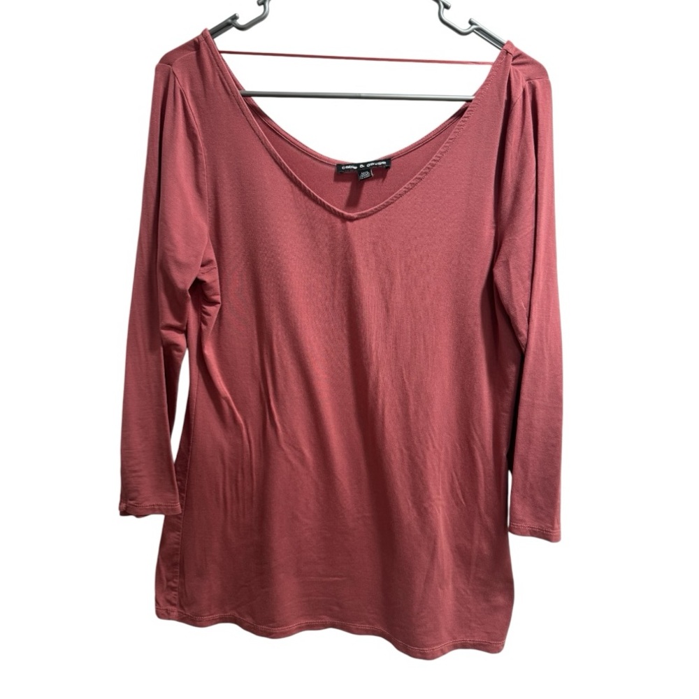 Cable & Gauge Long Sleeve Too, size Medium, Black Cherry Merlot